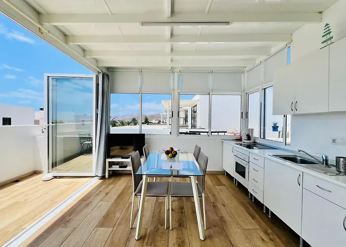 Vacacional Con Balcon La Vela *