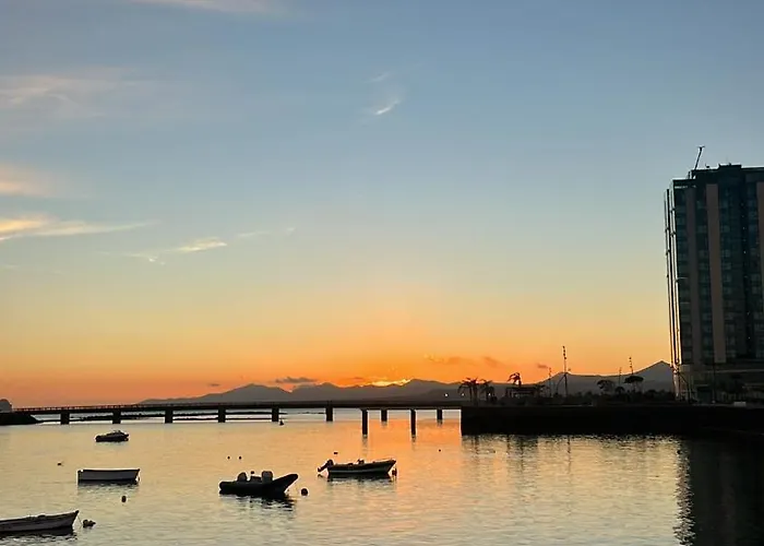 Vacacional Con Balcon La Vela Holiday home