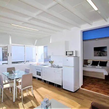 Vacacional Con Balcon La Vela