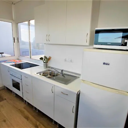 Vacacional Con Balcon La Vela Ferienhaus Puerto Calero