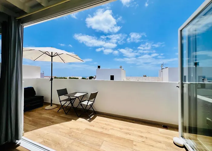 Vacacional Con Balcon La Vela Puerto Calero